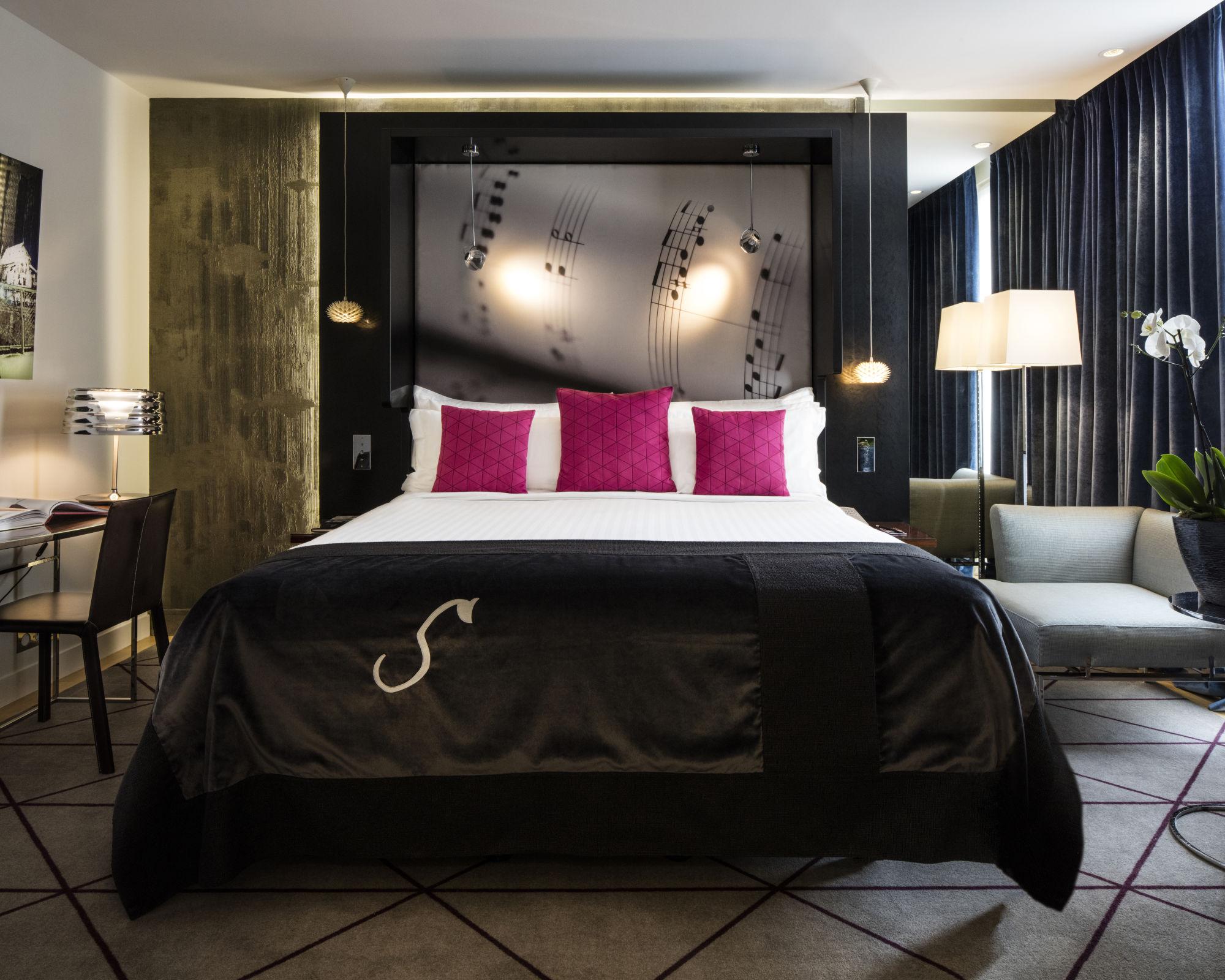 โฮเทล เดอ แซร์-ปารีส ชองเซลิเซ Hotel ภายนอก รูปภาพ