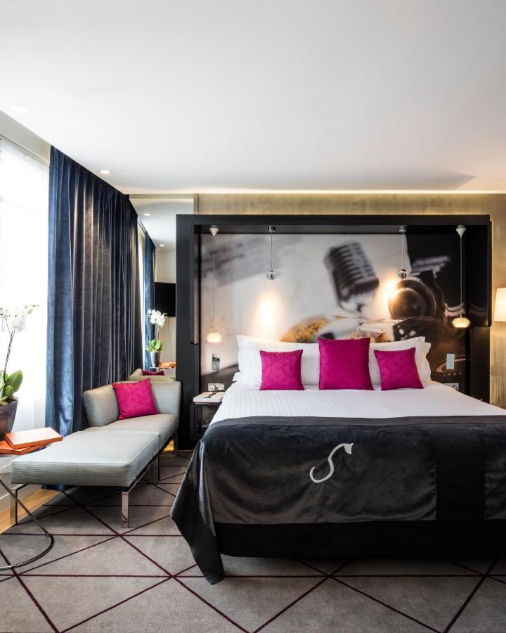 โฮเทล เดอ แซร์-ปารีส ชองเซลิเซ Hotel ภายนอก รูปภาพ