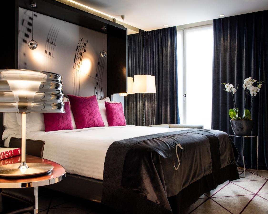 โฮเทล เดอ แซร์-ปารีส ชองเซลิเซ Hotel ภายนอก รูปภาพ